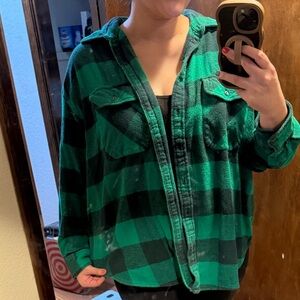 Aerie green checkered lumberjane flannel